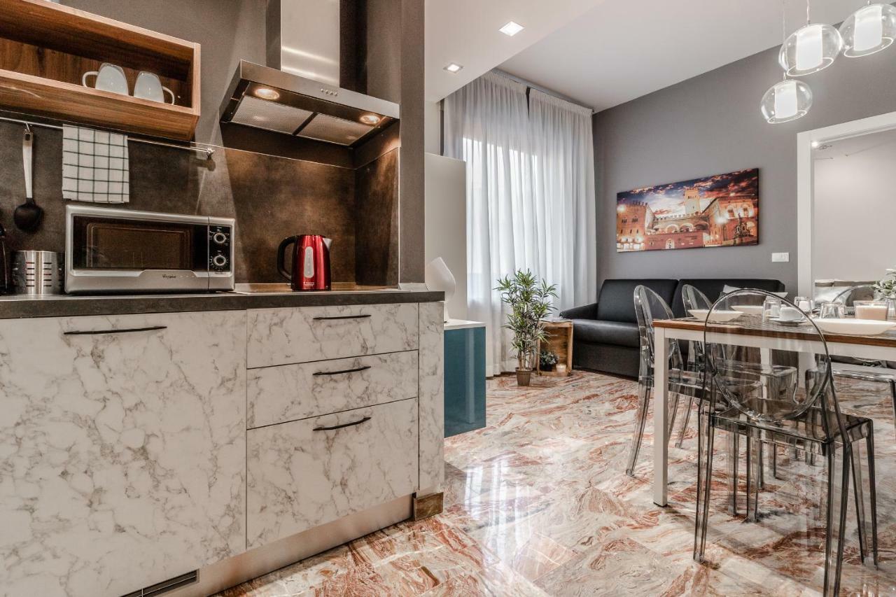 Ugo Bassi Apartments Болонья Экстерьер фото