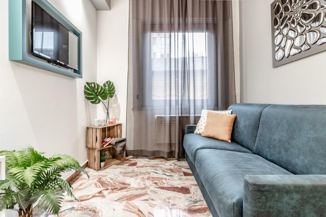 Ugo Bassi Apartments Болонья Экстерьер фото
