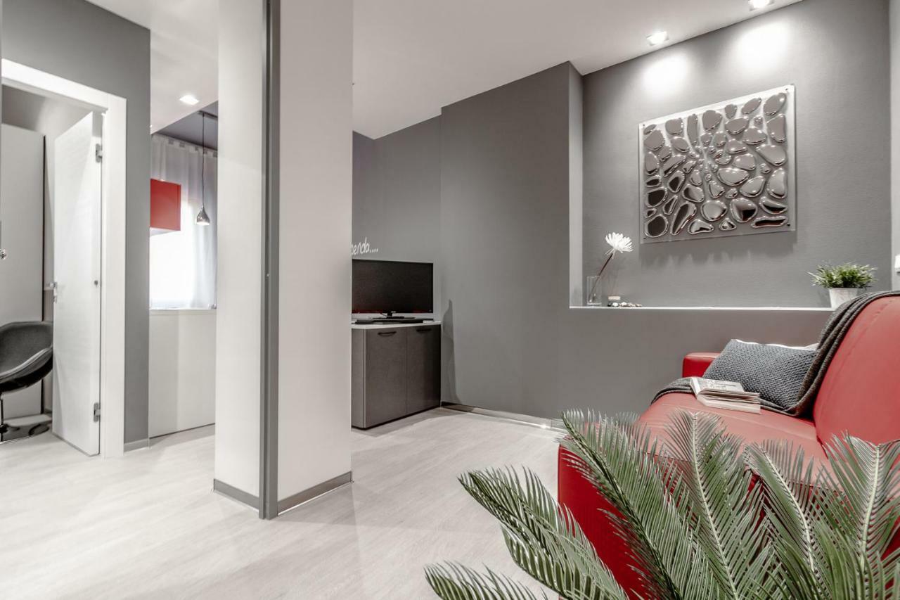 Ugo Bassi Apartments Болонья Экстерьер фото